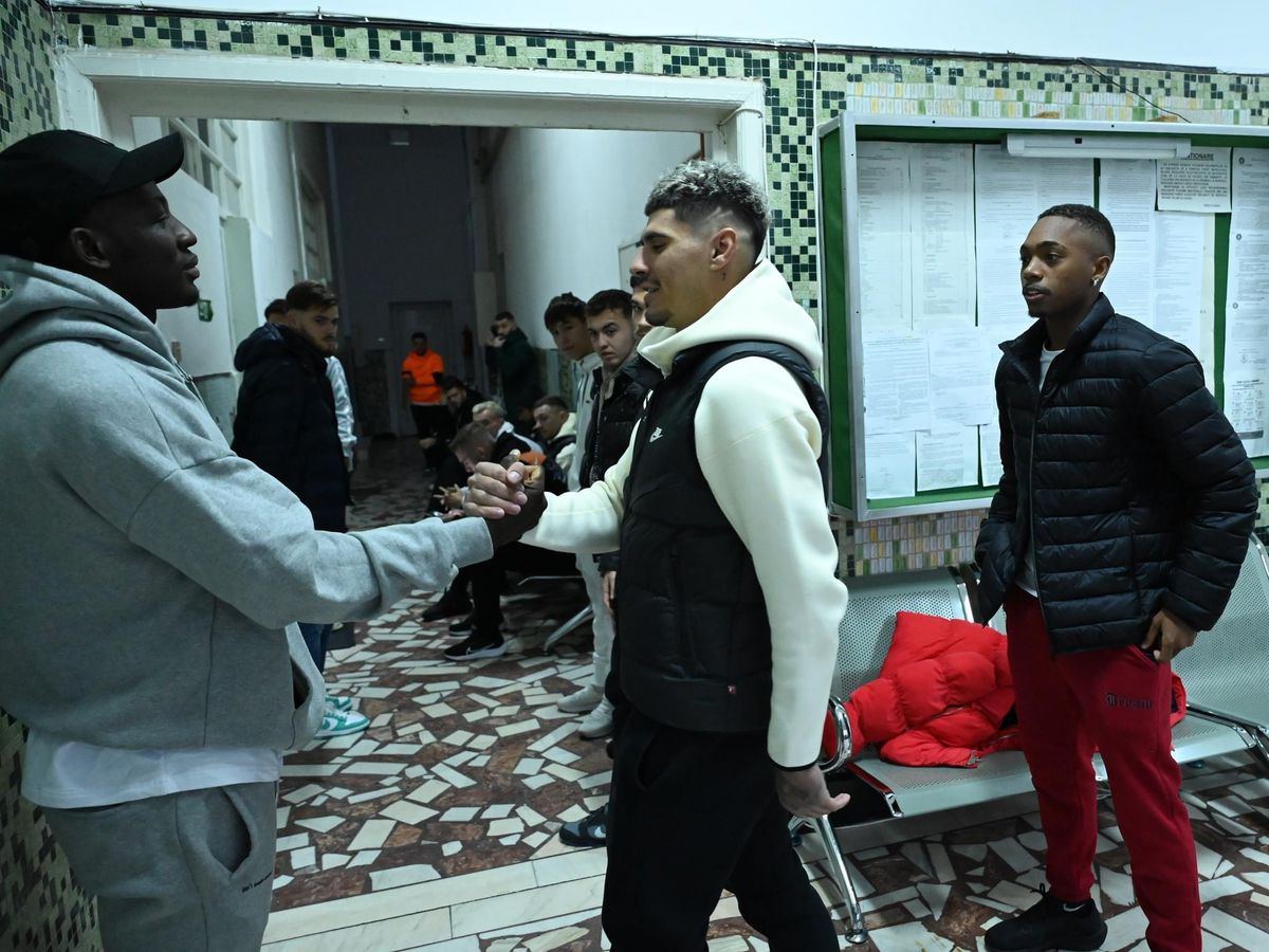 FCSB s-a reunit și pleacă în cantonament » Detaliul observat de reporterul GSP la Florinel Coman + Lista completă a jucătorilor