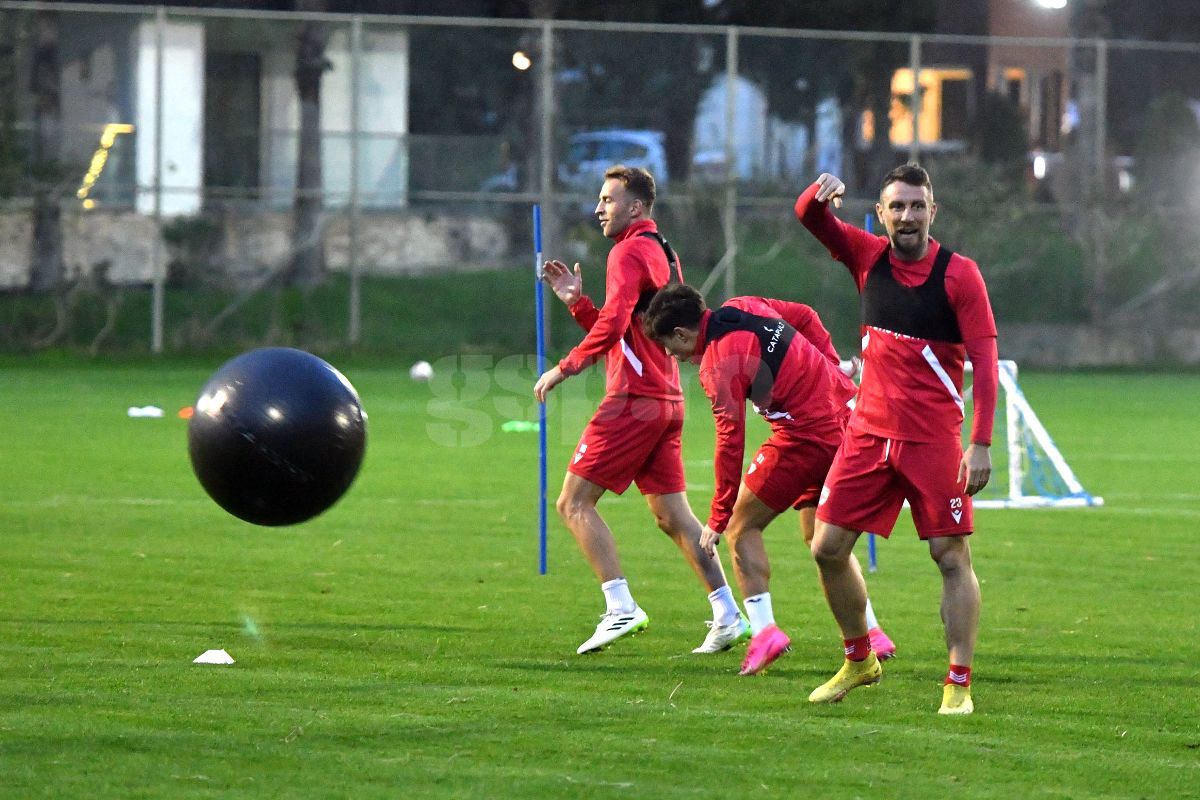 FOTO Antrenament Dinamo în Antalya 08.01.2024