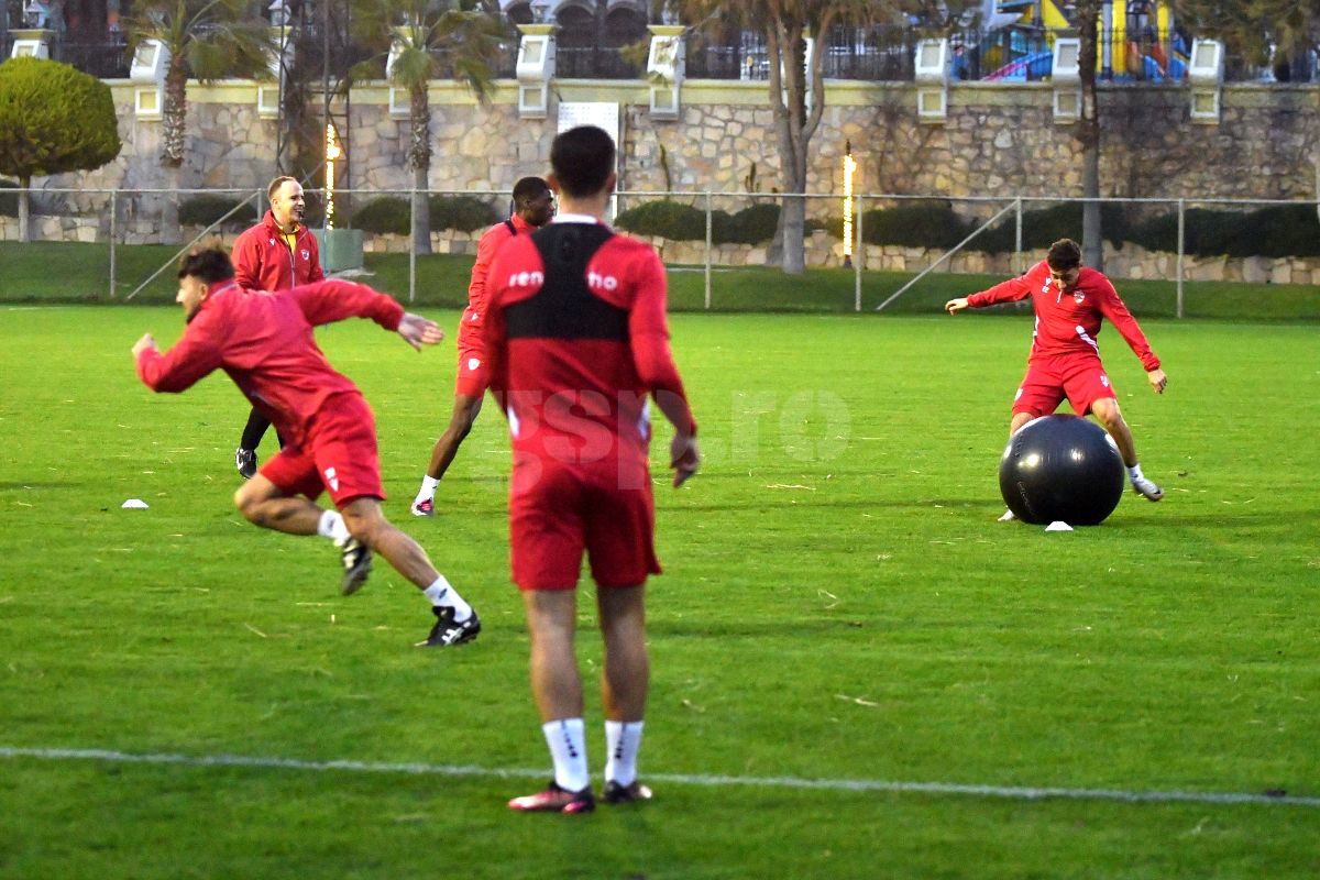 Andrei Nicolescu a făcut anunțul așteptat de fanii lui Dinamo: „Sunt jucători de top, așa cum își dorește Mister!”