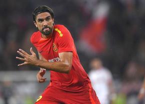 Presa din Italia confirmă: Andrea Compagno și George Pușcaș încă se află pe radarul lui Bari