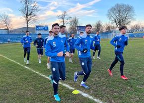 Haz de necaz, după ultimele mutări din mercato: „Mai rămâne cineva la echipă? Îmi trimit soțul să joace fotbal”