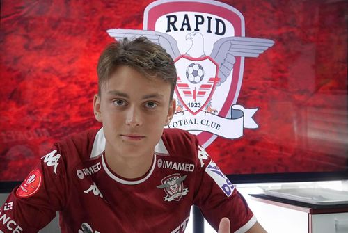 Andrei Șucu, primul contract profesionist la Rapid, foto: Facebook @FC Rapid 1923