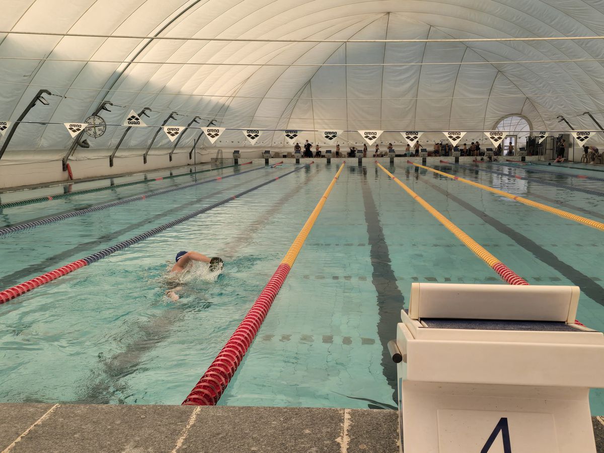 Cortul în care se antrenează David Popovici