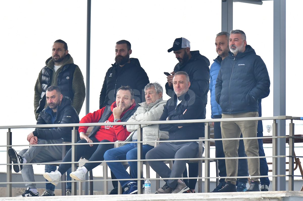 Adrian Mutu, show în prima conferință la Ploiești: „Nu-l aduceam pentru că e frumușel!”