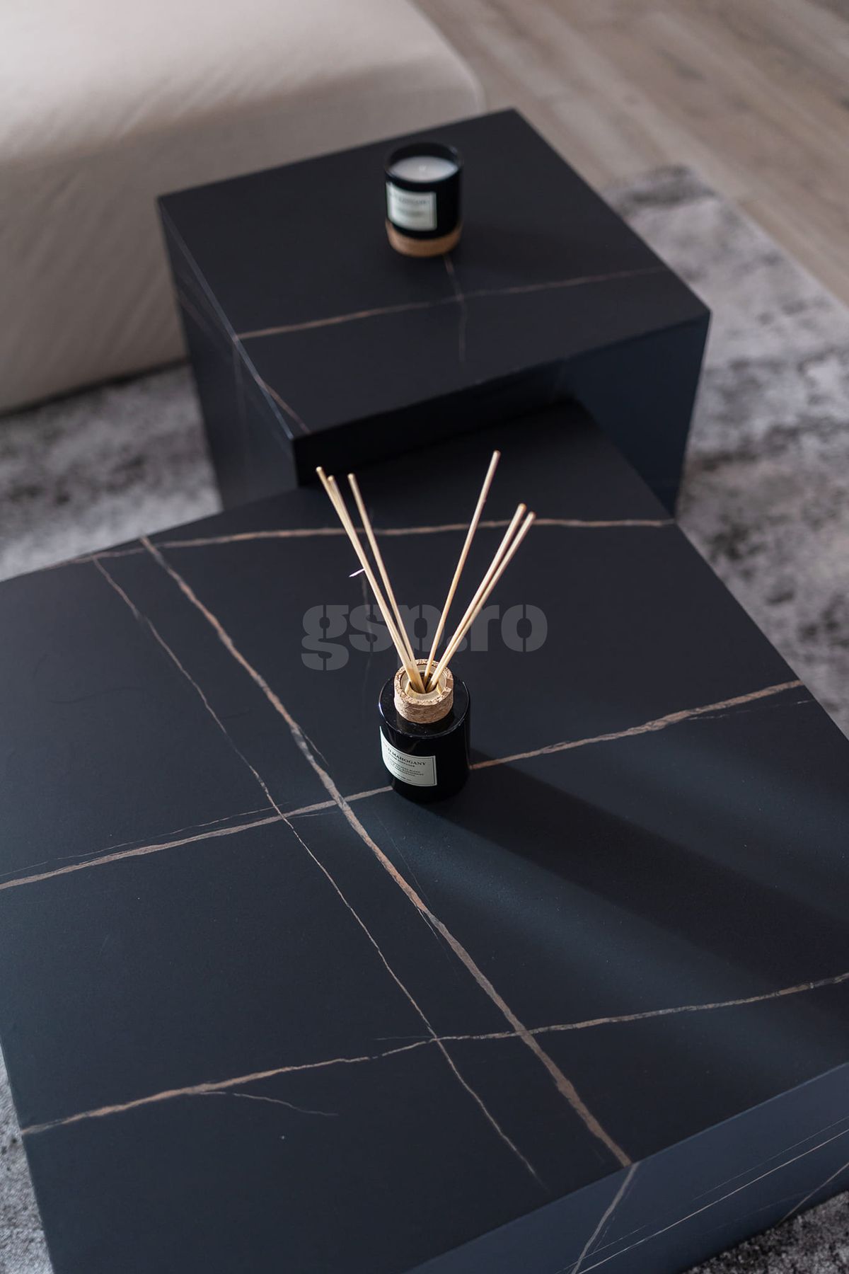 Cum arată penthouse-ul lui Dennis Man din Arad, în care a investit salariul său la Parma pe o lună: „Și-a dorit mereu să fie discret”