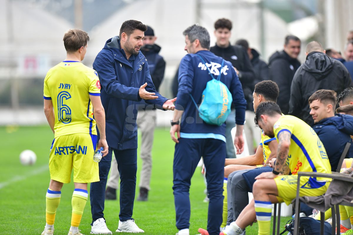 Jucătorul lui Mutu, pe picior de plecare de la Petrolul » Am aflat toate detaliile mutării: câți bani cer ploieștenii