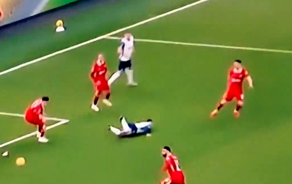 Scene tulburătoare în Tottenham - Liverpool: 9 minute de întrerupere, după ce colegul lui Drăgușin s-a prăbușit pe gazon