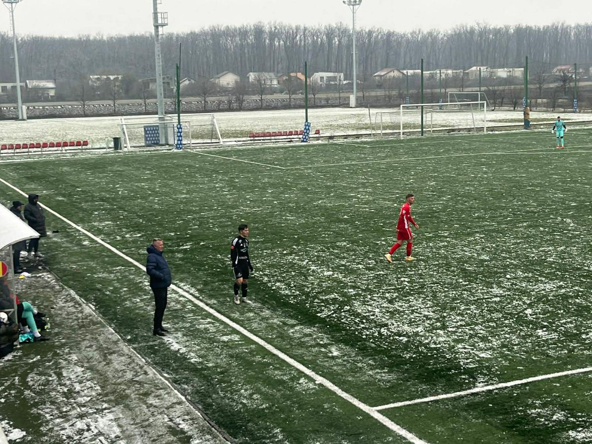 Unirea Slobozia, victorie la scor de tenis, în zăpadă, la primul meci din 2026