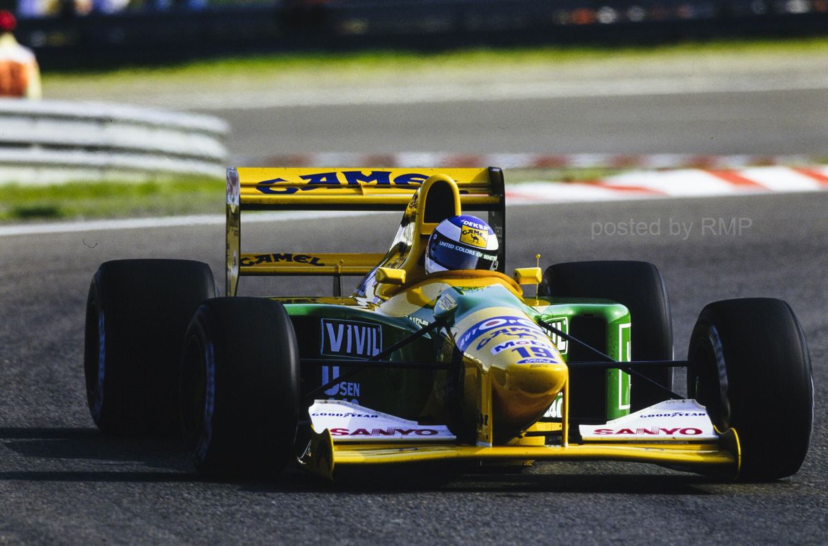 Monopostul Benetton B192