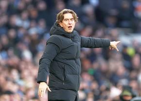 Antrenorul lui Tottenham a băut dintr-un pahar cu sigla marii rivale: „Absolut prostesc!”