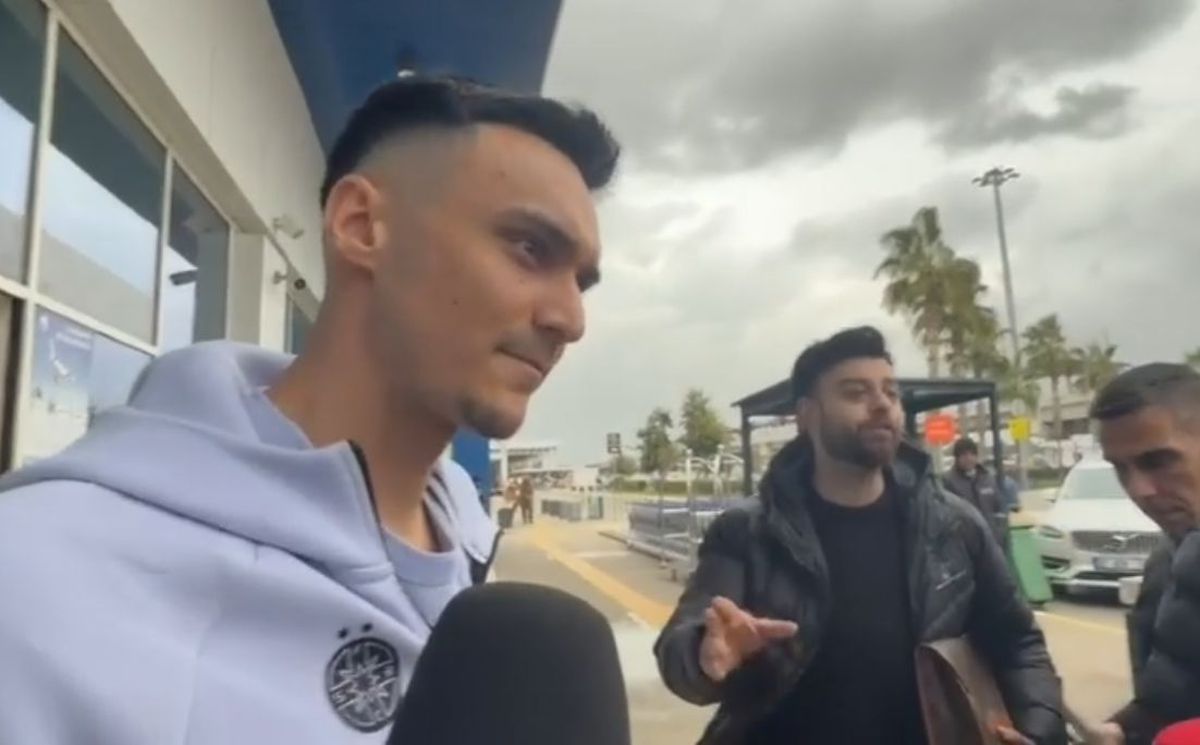 Scandal la plecarea lui Șut din Antalya! Ce a apucat să spună fotbalistul, în timp ce un reporter român era bruscat de polițiști