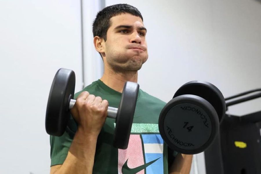Carlos Alcaraz în sala de forță Foto: Instagram Ce a spus Carlos Alcaraz cu două zile înainte de a se despărți de Juan Carlos Ferrero: „Uneori, cred că îți dorești ceea ce nu ai”