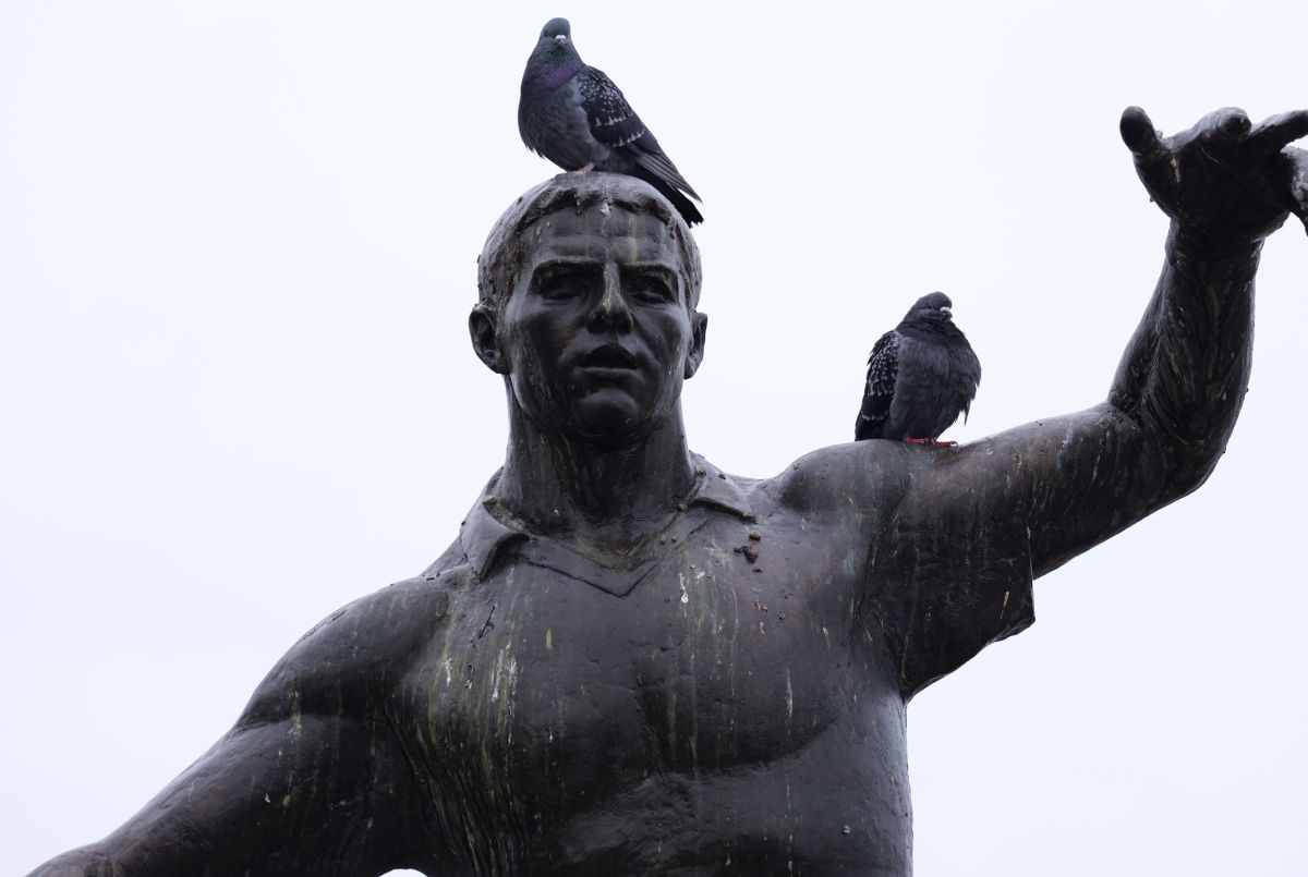 Statuile de la Dinamo » Legendele din „Olimpul” clubului, la loc de cinste în complex