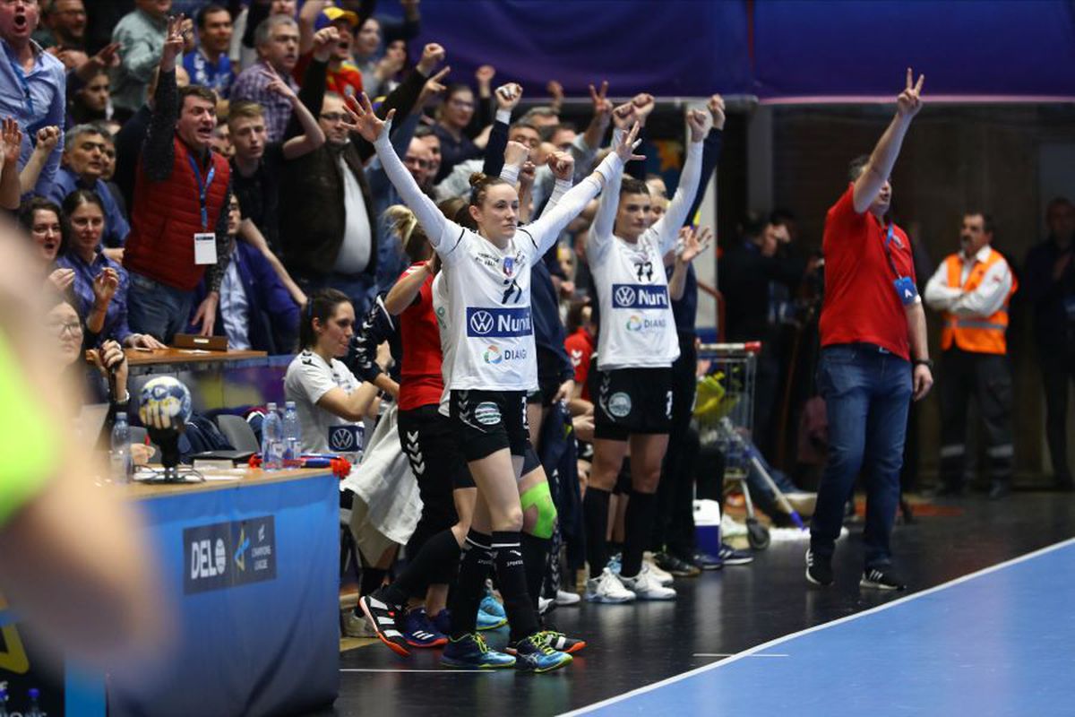 SCM RM. VÂLCEA - GYOR 20-29 // VIDEO+FOTO Fără scăpare! Campioana României a fost învinsă de Gyor în grupele Ligii Campionilor