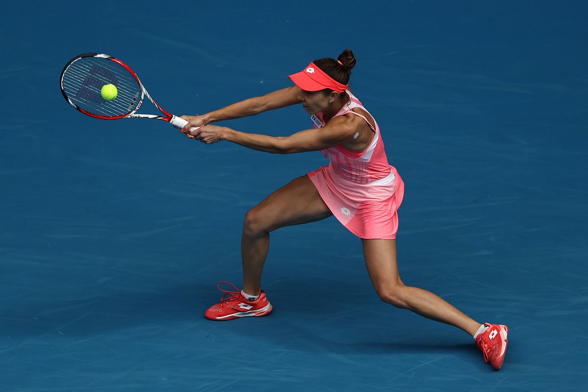 FOTO Bianca Andreescu, victorie după 15 luni! A învins-o pe Mihaela Buzărnescu în turul I la Australian Open