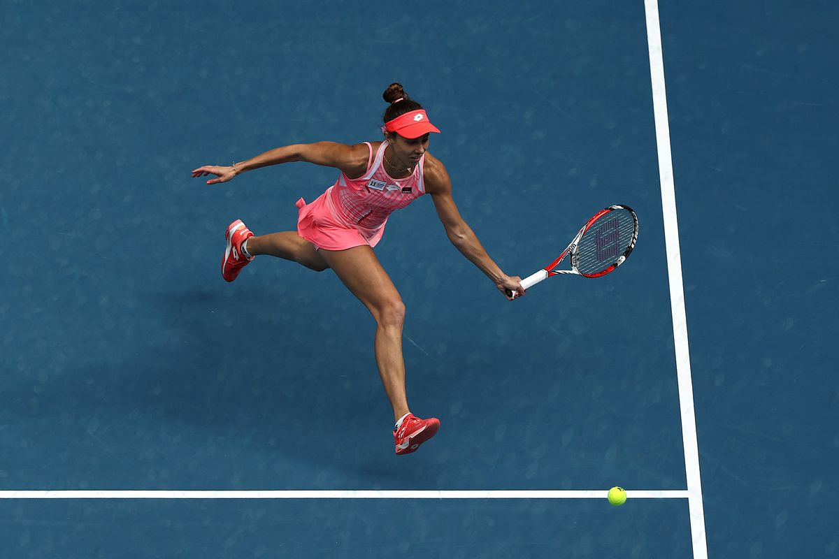 FOTO Bianca Andreescu, victorie după 15 luni! A învins-o pe Mihaela Buzărnescu în turul I la Australian Open