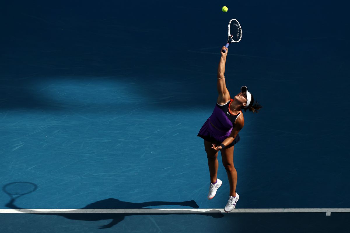 FOTO Bianca Andreescu, victorie după 15 luni! A învins-o pe Mihaela Buzărnescu în turul I la Australian Open