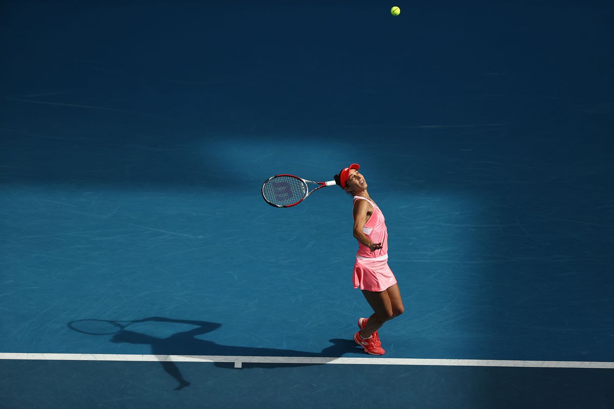 FOTO Bianca Andreescu, victorie după 15 luni! A învins-o pe Mihaela Buzărnescu în turul I la Australian Open