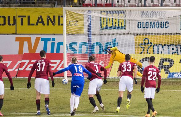Olomouc - Sparta Praga 2-3 » Florin Niță, trei penalty-uri din patru apărate în acest sezon: „Prestație fantastică a românului!”