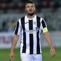 Constantin Budescu, 31 de ani, și-a aflat pedeapsa după cartonașul roșu primit în această rundă din Liga 1. Sancțiunea rămâne valabilă și în Arabia Saudită, noua destinație a mijlocașului ofensiv.