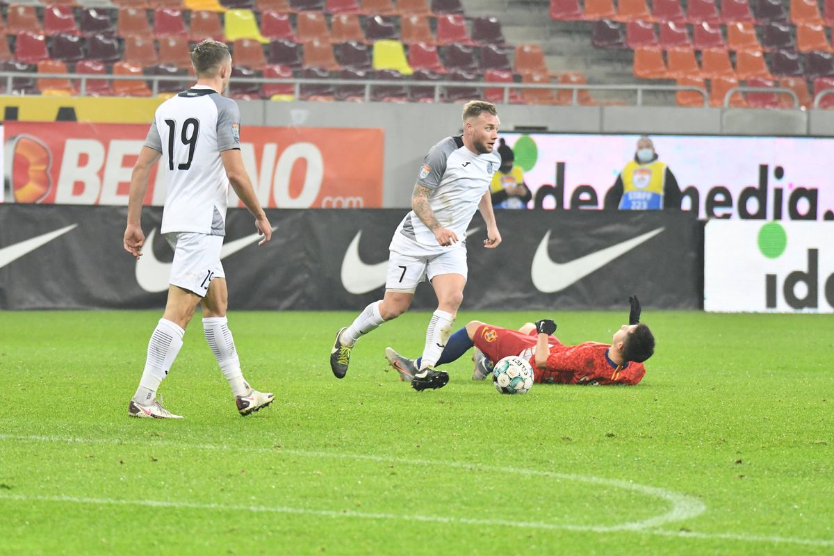 FOTO FCSB - ACADEMICA CLINCENI 07.02.2021