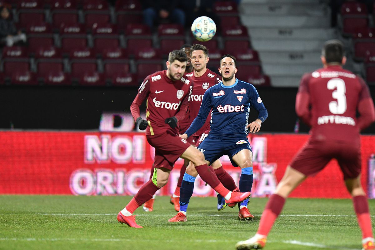 CFR Cluj, sufocată de datorii! Salarii, prime și bonusuri restante » Mai mulţi jucători s-au trezit cu conturile blocate!