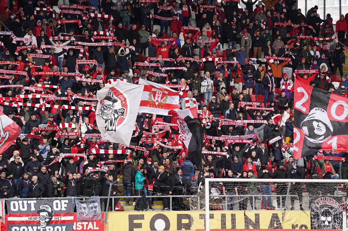 Autocarul celor de la UTA, vandalizat la Cluj, înaintea meciului cu CFR » Prima reacție din tabăra arădenilor: „Nu îi putem învinovăți”