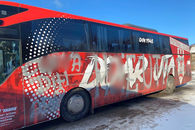 Autocarul celor de la UTA, vandalizat la Cluj, înaintea meciului cu CFR » Prima reacție din tabăra arădenilor: „Nu îi putem învinovăți”
