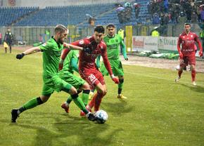 Repetenți pe linie la Dinamo: niciun jucător nu a luat mai mult de 4! Ce notă a primit Stoican + cine a jucat de 2