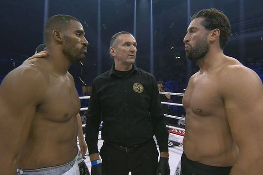 Jamal Ben Saddik (32 de ani), fost campion al „greilor” în promoția Glory, a fost suspendat pentru dopaj. Proba pozitivă de urină a fost recoltată pe 20 august, după victoria prin KO în fața românului Benjamin Adegbuyi (38 de ani).