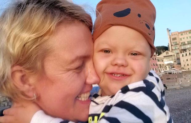 „Mami, doale ...”» Leucemie, transplant, complicații, speranță. Donează AICI pentru Patrick, fiul Valeriei Motogna, fosta handbalistă și portdrapel al României la JO 2008