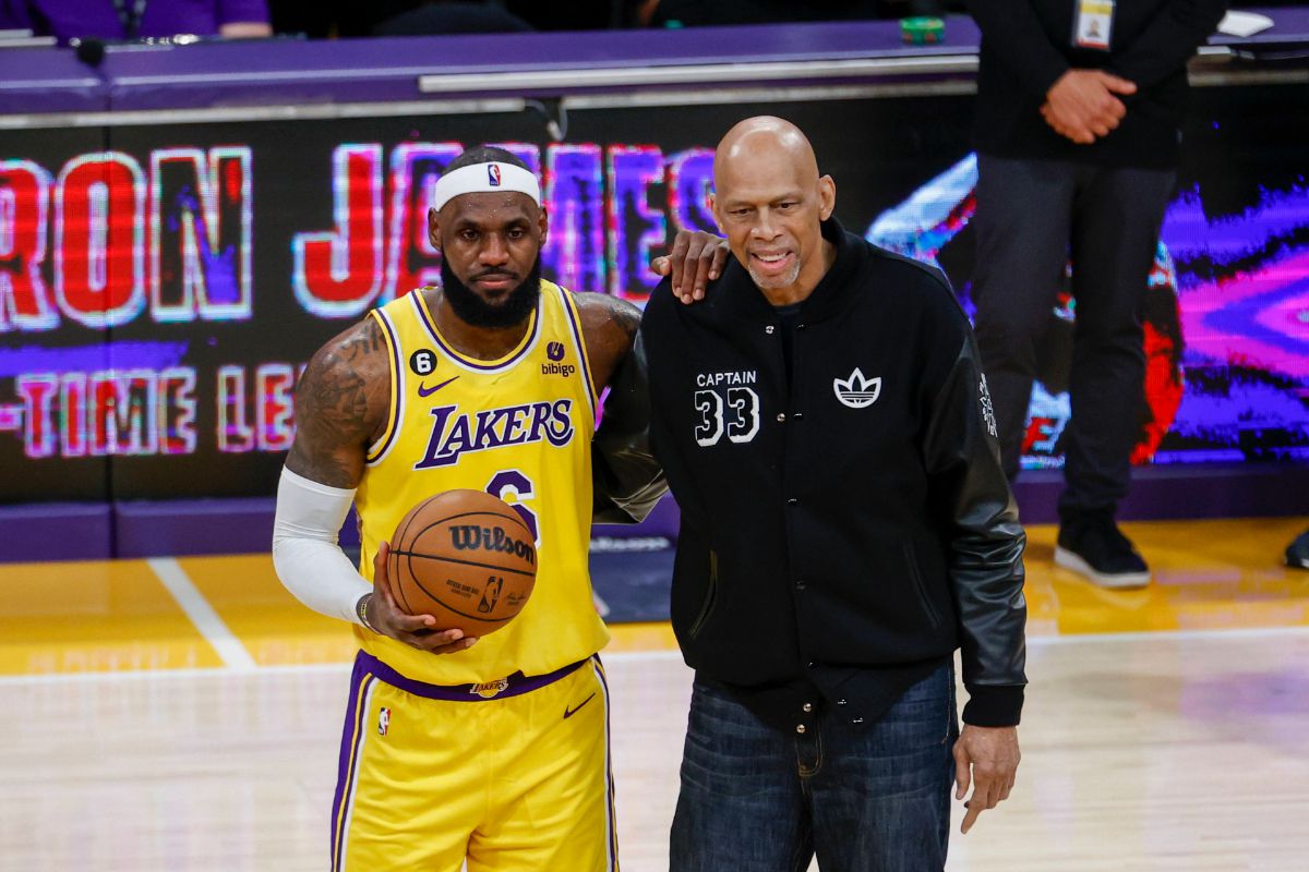 LeBron James e Regele NBA: cel mai bun marcator din istorie!
