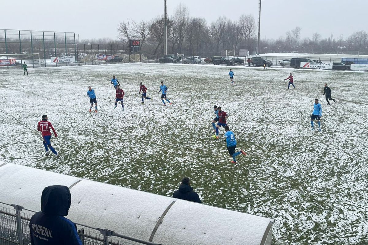 Ninsoarea din Ghencea nu i-a oprit pe „militari” » CSA Steaua a zdrobit-o pe Progresul Spartac într-un meci amical
