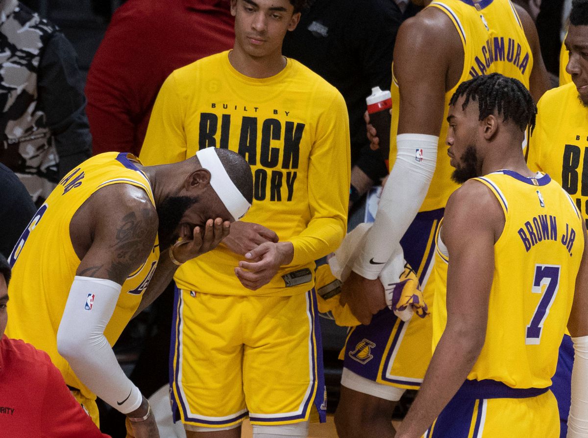 LeBron James e Regele NBA: cel mai bun marcator din istorie!