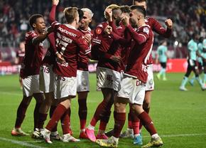 Încă o plecare de la Rapid! Fotbalistul sosit ca o vedetă nu mai este dorit în Giulești și nici nu e pe foaie cu Oțelul