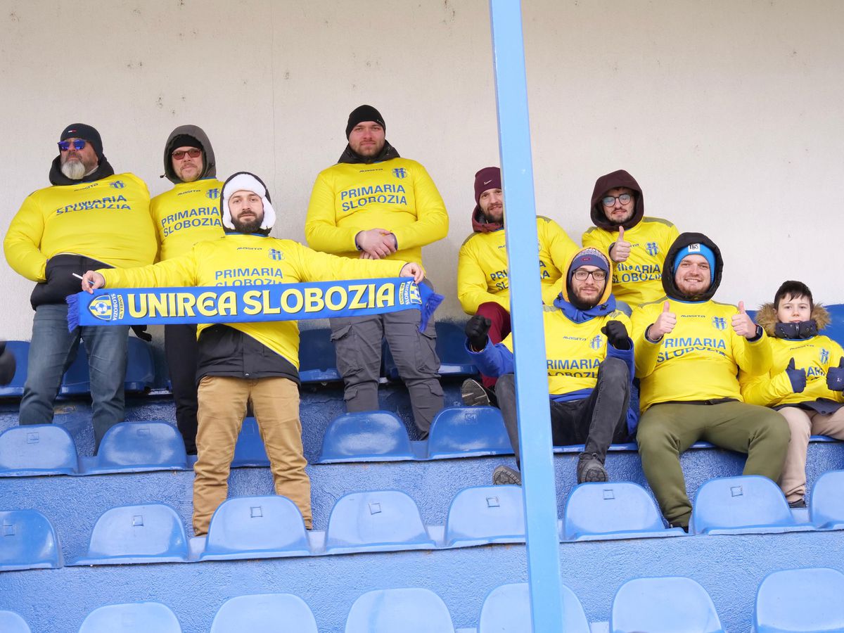 Gazonul de la Clinceni, înainte de Unirea Slobozia - Universitatea Craiova