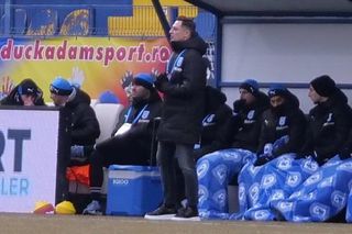 Ce i-a făcut un suporter beat lui Rădoi în prima repriză a meciului de la Clinceni. Oficialii olteni au reclamat imediat