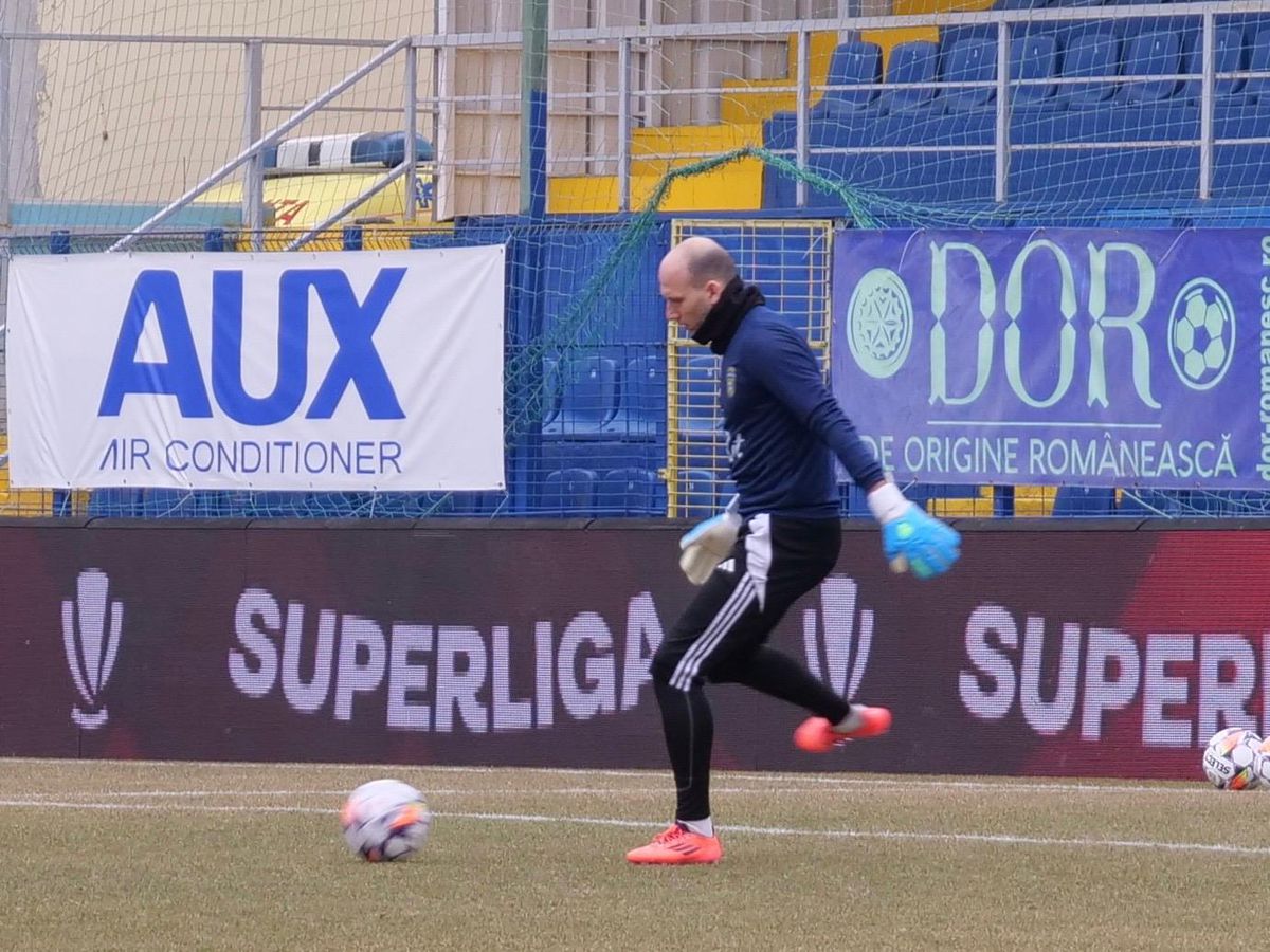 Gazonul de la Clinceni, înainte de Unirea Slobozia - Universitatea Craiova