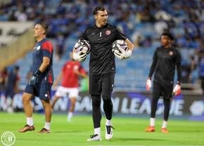 Florin Niță, omul meciului în Damac - Al Hilal » A apărat și un penalty