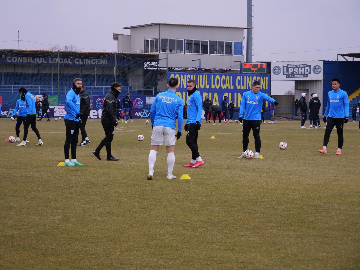 Gazonul de la Clinceni, înainte de Unirea Slobozia - Universitatea Craiova