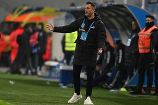 Detaliul care l-a enervat pe Mirel Rădoi în Unirea Slobozia - Universitatea Craiova: „Nu se poate juca în condițiile astea”