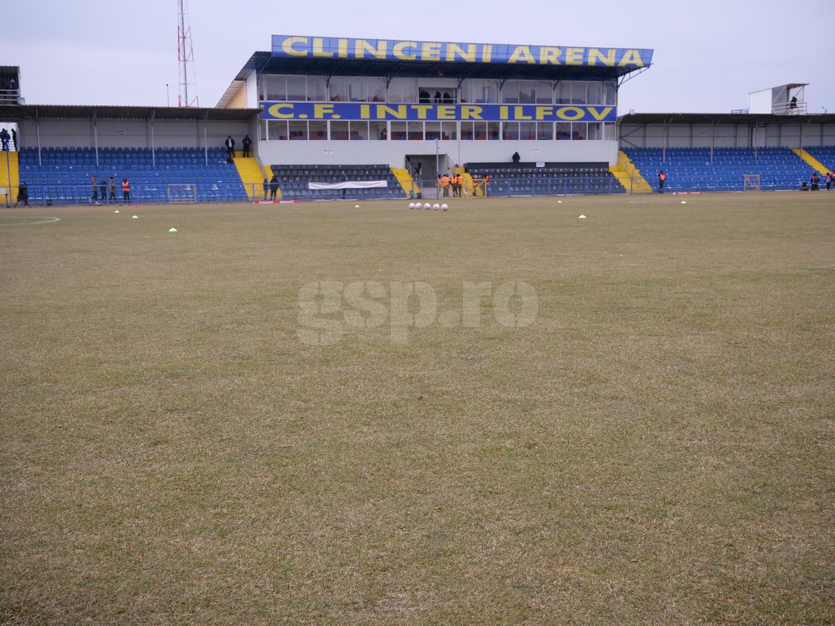 Gazonul de la Clinceni, înainte de Unirea Slobozia - Universitatea Craiova
