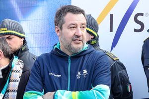 De ce ministrul italian extremist Matteo Salvini vrea să folosească Olimpiada de la Milano-Cortina ca rampă de lansare