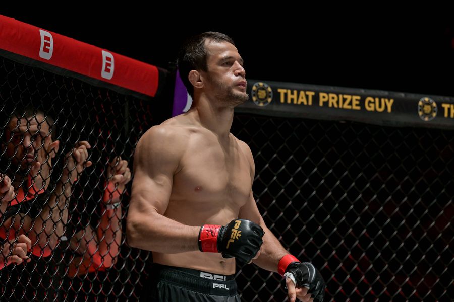 Usman Nurmagomedov și-a apărat titlul la categoria ușoară cu o lovitură neobișnuită