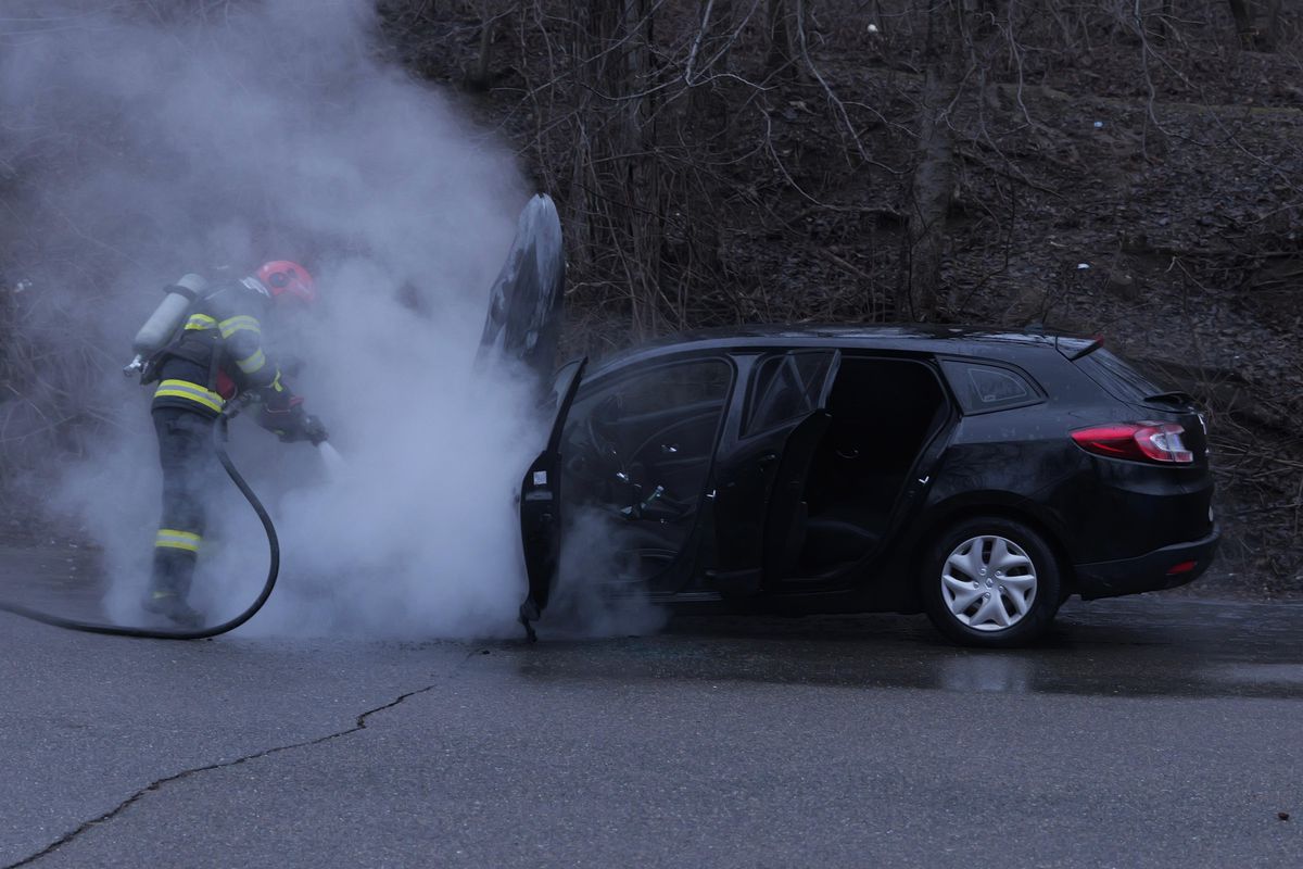 Incendiu la un kilometru de stadion înainte de Oțelul - FCSB