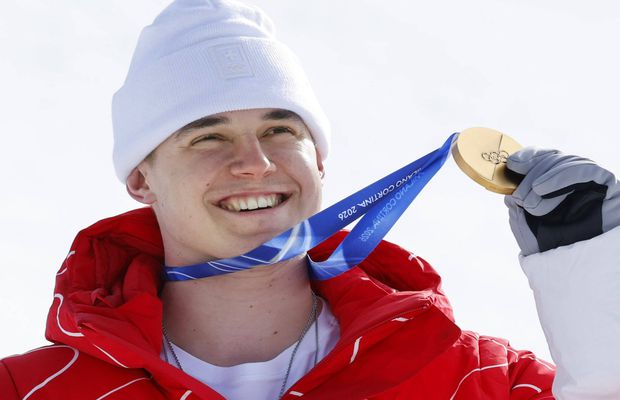 De la ucenic tâmplar la vedetă olimpică » Un cârnat îi poartă numele în satul natal