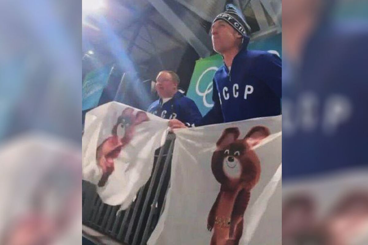 Imagini scandaloase la Jocurile Olimpice de iarnă » Ce au afișat susținătorii Rusiei, deși steagul țării E INTERZIS