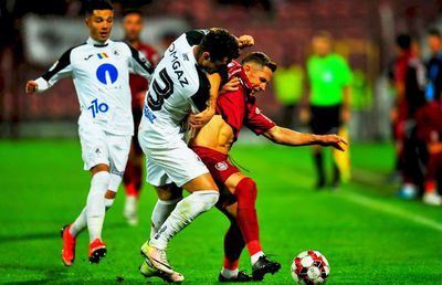 GAZ METAN - CFR CLUJ 0-0 // VIDEO Zero barat! Dan Petrescu face un pas greșit în cursa pentru titlu » Cum arată ACUM clasamentul din play-off