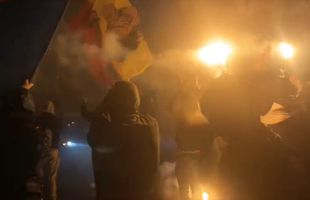 FCSB - CRAIOVA // VIDEO Ultrașii din Peluza Nord Steaua au oprit autocarul roș-albaștrilor: „Steaua bate Craiova!”