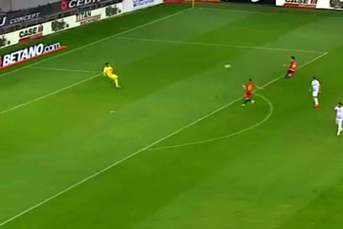 FCSB - CRAIOVA // FOTO Momentul de visare al lui Pigliacelli i-a costat scump pe olteni: scene comice la golul lui Oaidă